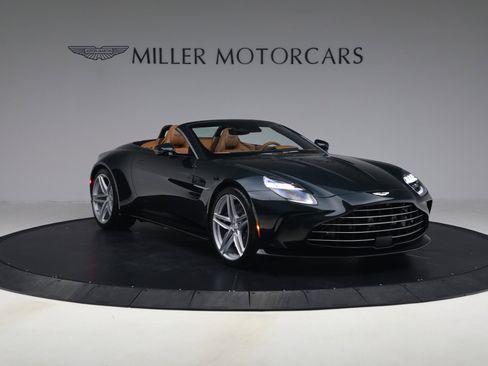 New 2026 Aston Martin V8 Vantage Roadster RWD image 12