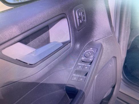 Used 2022 Ford Escape Titanium image 13