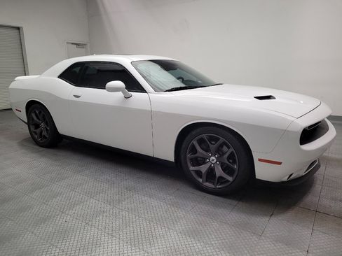 Used 2018 Dodge Challenger SXT Plus RWD image 11