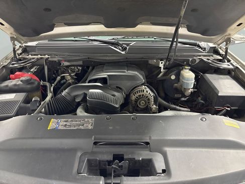 Used 2009 Cadillac Escalade EXT Base image 17