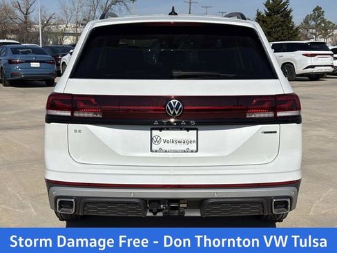 New 2026 Volkswagen Atlas Peak Edition AWD/4WD image 3