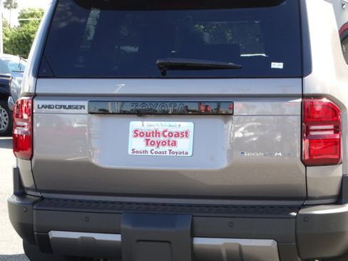 New 2026 Toyota Land Cruiser image 7