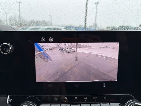 Used 2025 GMC Canyon Elevation w/ Convenience Package image 14