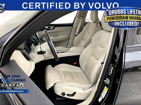 Certified 2024 Volvo XC60 B5 Ultimate w/ Protection Package Premier AWD/4WD image 32