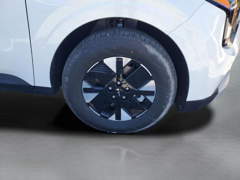 New 2026 Kia Carnival LXS image 31