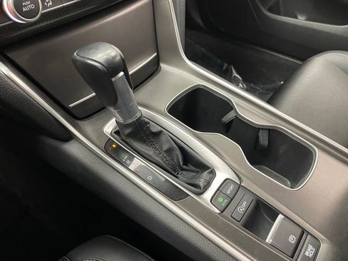 Used 2022 Honda Accord Sport image 7