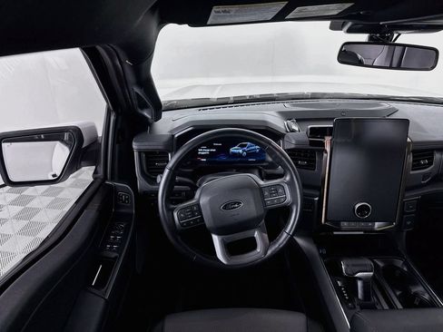 Used 2022 Ford F150 Lightning Lariat AWD/4WD image 22