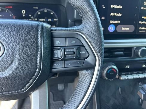 Used 2024 Toyota Tacoma TRD Off-Road AWD/4WD image 21