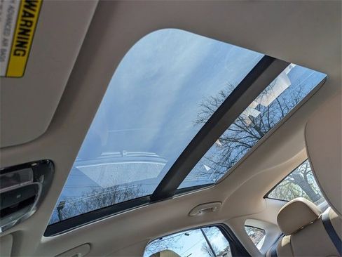 New 2025 Hyundai Sonata Limited image 19