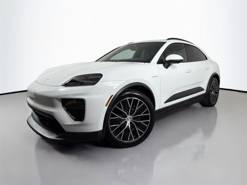 Certified 2025 Porsche Macan Electric RWD image 1