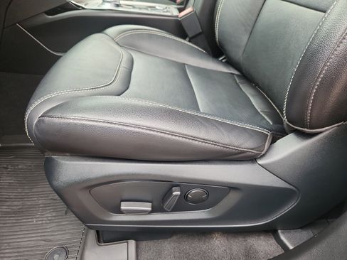 Used 2023 Ford Explorer ST w/ Equipment Group 401A AWD/4WD image 10