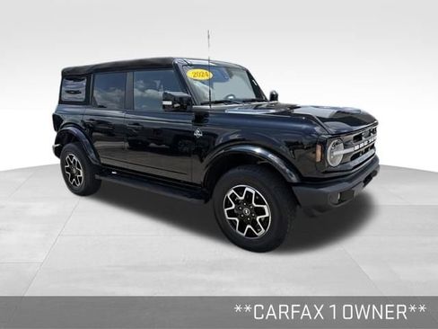 Used 2024 Ford Bronco Outer Banks AWD/4WD image 2