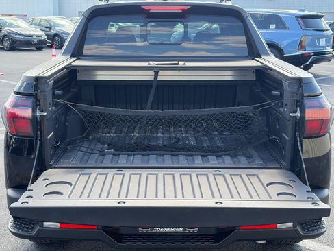 Used 2023 Hyundai Santa Cruz SEL w/ Activity Package FWD image 7