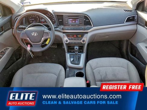 Used 2017 Hyundai Elantra SE image 15