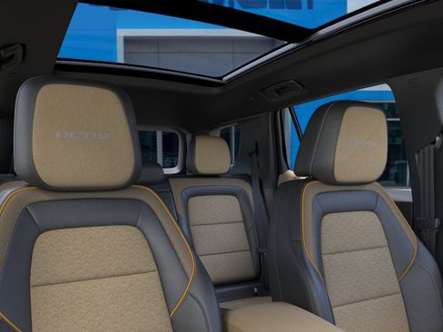 New 2026 Chevrolet Equinox ACTIV FWD image 24
