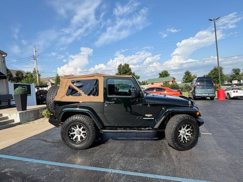 Used 2012 Jeep Wrangler Sahara w/ Connectivity Group AWD/4WD image 2