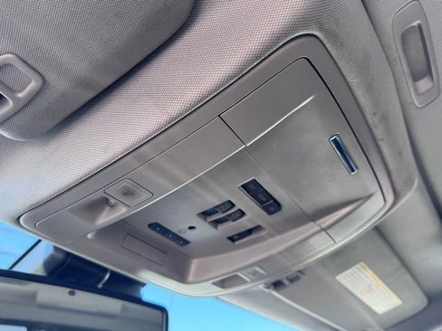 Used 2015 GMC Sierra 3500 Denali image 21