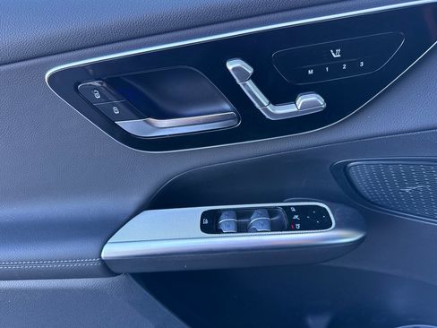 New 2026 Mercedes-Benz GLC 300 4MATIC image 11