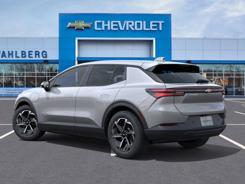 New 2026 Chevrolet Equinox EV LT image 27