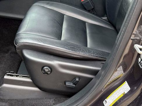 Used 2021 Jeep Grand Cherokee Limited AWD/4WD image 18