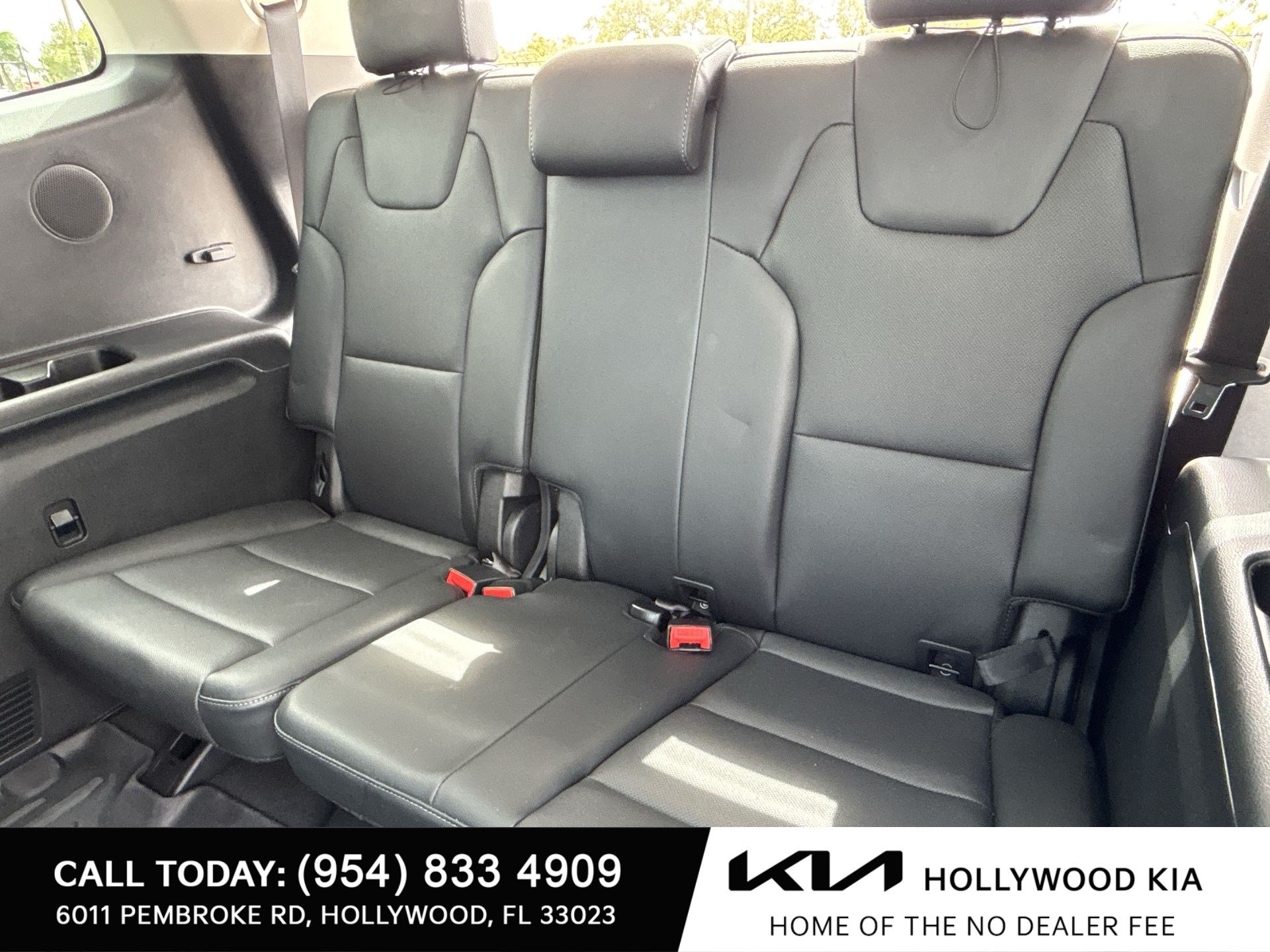 Used 2025 Kia Telluride SX w/ SX Captain's Chair Package AWD/4WD image 25