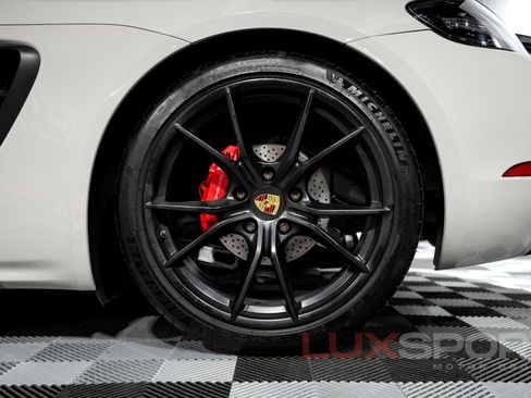 Used 2018 Porsche 718 Boxster GTS image 7