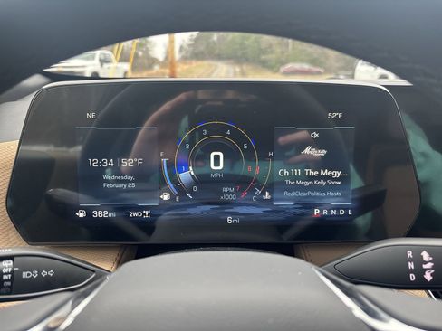 New 2026 Chevrolet Equinox ACTIV w/ Convenience Package III image 18