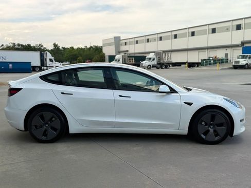 Used 2023 Tesla Model 3 Standard Range RWD image 6