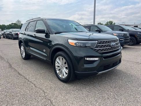 Certified 2023 Ford Explorer King Ranch AWD/4WD image 3