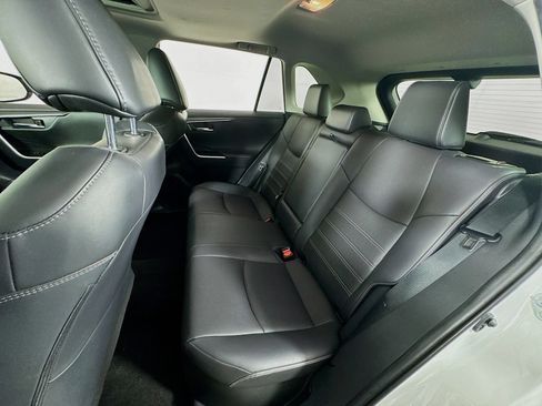 Certified 2020 Toyota RAV4 Limited AWD/4WD image 18