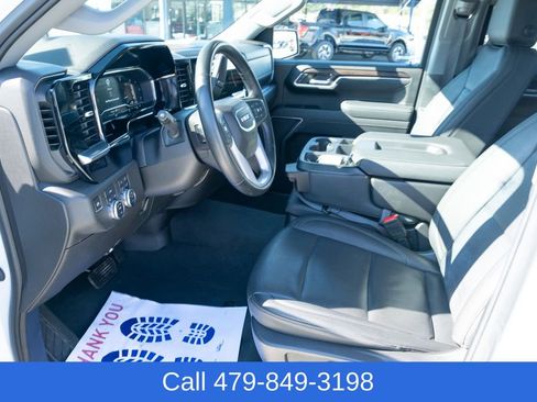Used 2025 GMC Sierra 1500 SLT image 17