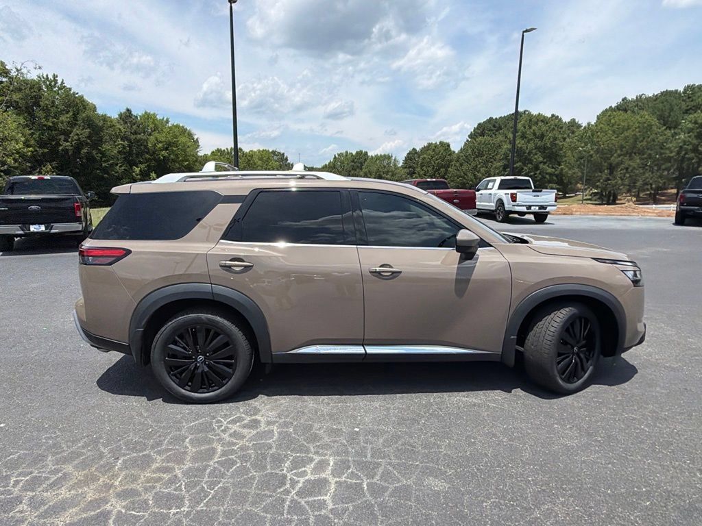 Used 2023 Nissan Pathfinder Platinum AWD/4WD image 25