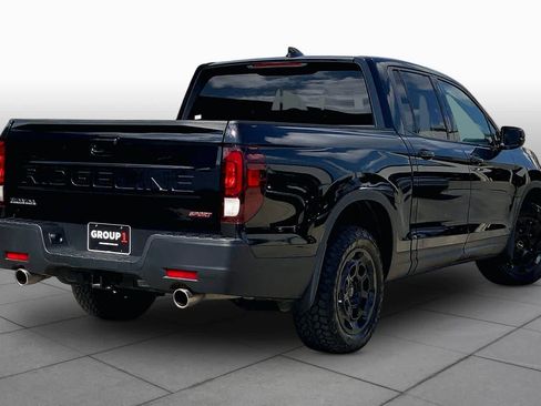 Used 2025 Honda Ridgeline Sport+ image 13