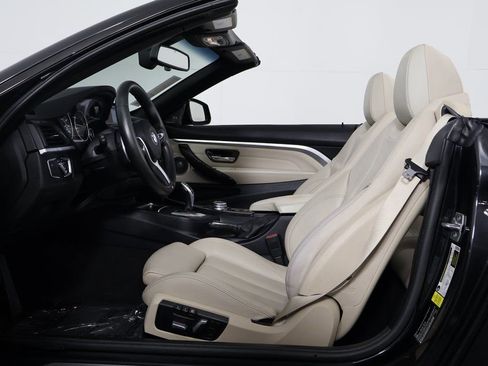 Used 2016 BMW 435i Convertible image 11