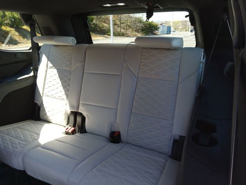 Used 2025 Cadillac Escalade V image 25