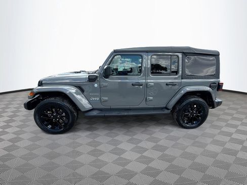 Used 2023 Jeep Wrangler Unlimited Sahara w/ Cold Weather Group AWD/4WD image 9