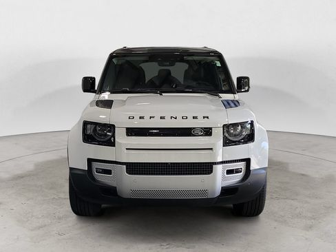 Used 2023 Land Rover Defender 110 SE AWD/4WD image 9