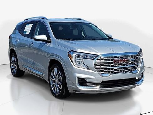 Used 2022 GMC Terrain Denali AWD/4WD image 3