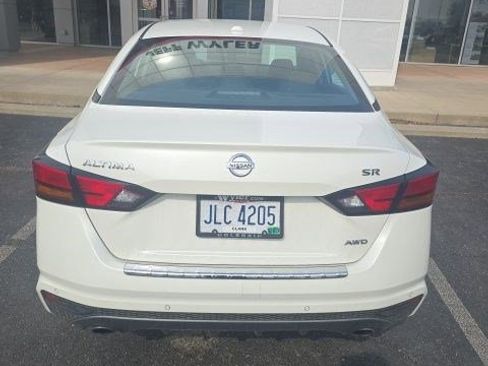Used 2021 Nissan Altima 2.5 SR w/ SR Premium Package AWD/4WD image 7