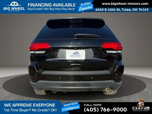 Used 2019 Jeep Grand Cherokee Laredo RWD image 4