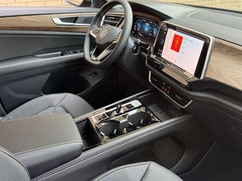 New 2026 Volkswagen Atlas SE AWD/4WD image 8
