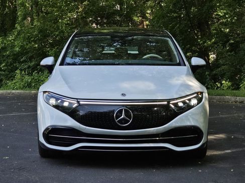 Used 2022 Mercedes-Benz EQS 450+ Sedan image 9