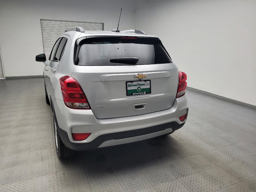 Used 2020 Chevrolet Trax LT w/ LT Convenience Package FWD image 6