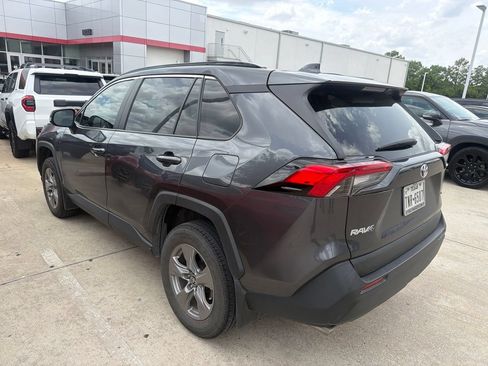 Used 2023 Toyota RAV4 XLE FWD image 4
