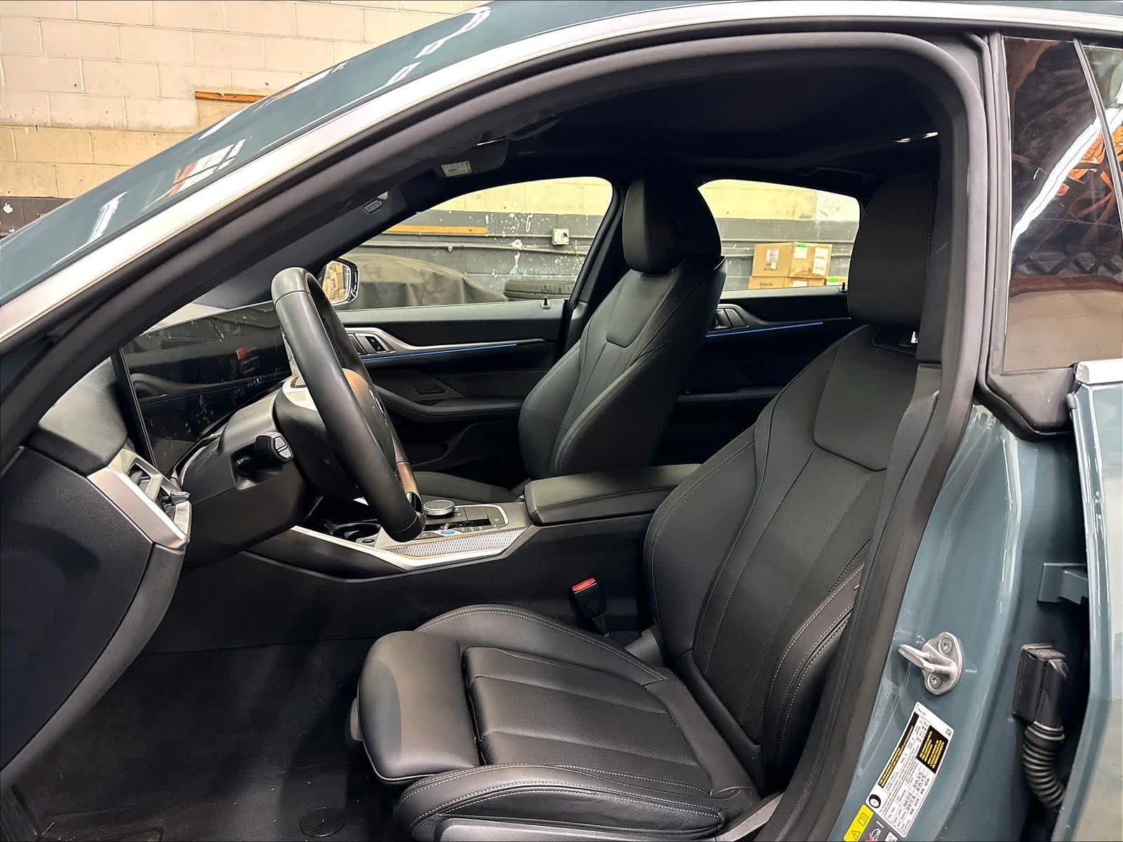 Used 2025 BMW i4 eDrive40 w/ Premium Package RWD image 28