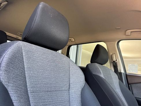Used 2023 Nissan Rogue SV FWD image 16