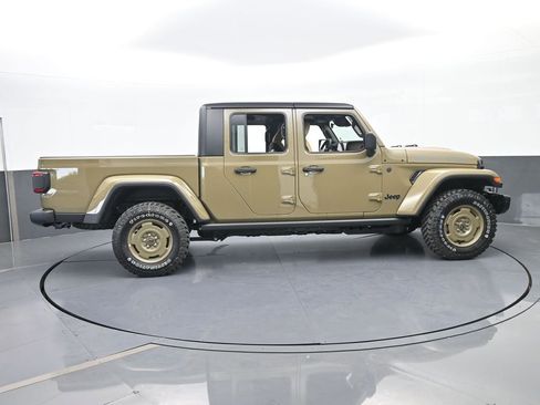 New 2026 Jeep Gladiator Willys image 7