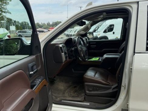 Used 2015 Chevrolet Silverado 1500 High Country AWD/4WD image 9