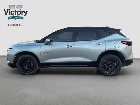 Used 2024 Chevrolet Blazer RS w/ Driver Confidence II Package image 5