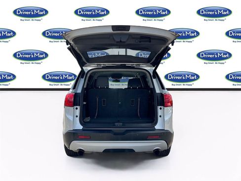 Used 2019 GMC Acadia SLT w/ LPO, Floor Liner Package FWD image 26